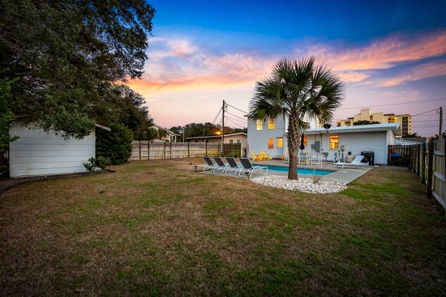 2306 Holly Dr., North Myrtle Beach, SC 29582