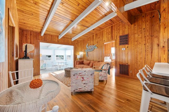 2306 Holly Dr., North Myrtle Beach, SC 29582