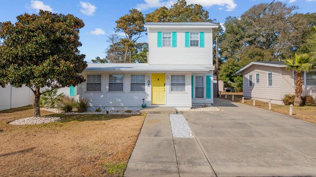 2306 Holly Dr., North Myrtle Beach, SC 29582