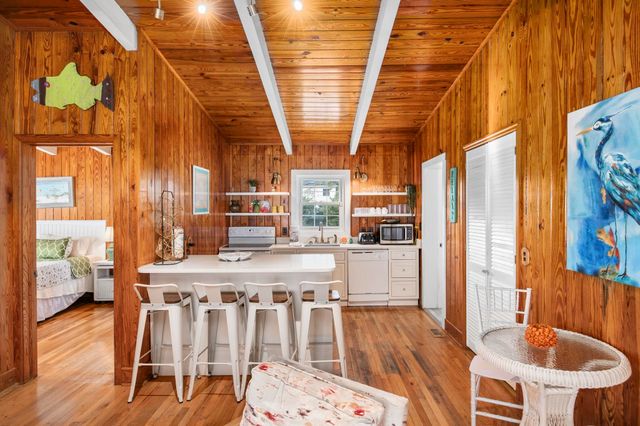 2306 Holly Dr., North Myrtle Beach, SC 29582