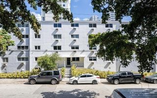 143 SW 9th Street 301, Miami, FL 33130
