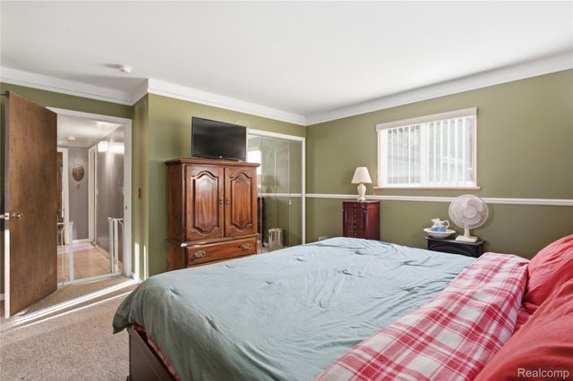 21211 Ardmore Park Drive, St. Clair Shores, MI 48081