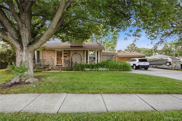 21211 Ardmore Park Drive, St. Clair Shores, MI 48081