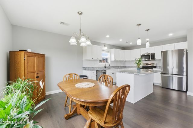313 Oak Grove Dr, Bardstown, KY 40004