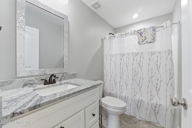 313 Oak Grove Dr, Bardstown, KY 40004