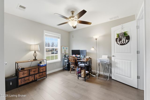 313 Oak Grove Dr, Bardstown, KY 40004