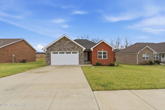 313 Oak Grove Dr, Bardstown, KY 40004