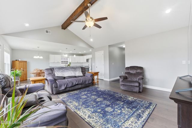 313 Oak Grove Dr, Bardstown, KY 40004
