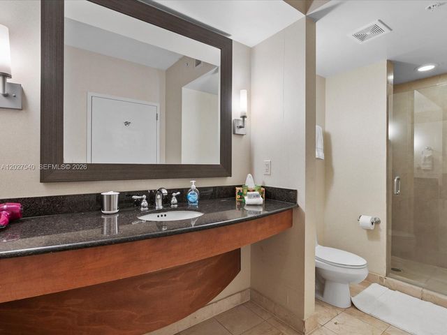 18001 Collins Avenue 2511, Sunny Isles Beach, FL 33160