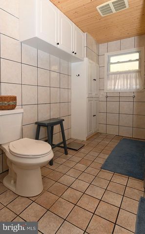 35 E FOREST GLEN DR, Millville, NJ 08332