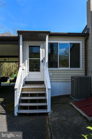 35 E FOREST GLEN DR, Millville, NJ 08332
