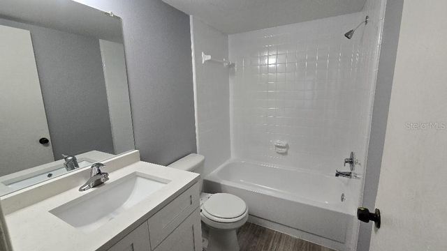 4034 DREAM OAK PLACE 103, Tampa, FL 33613