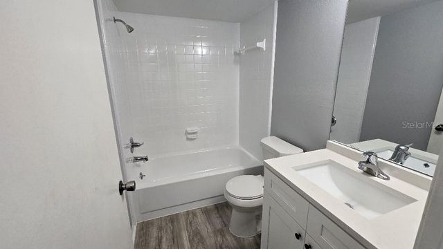 4034 DREAM OAK PLACE 103, Tampa, FL 33613