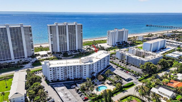 2851 S Ocean Boulevard T-2, Boca Raton, FL 33432