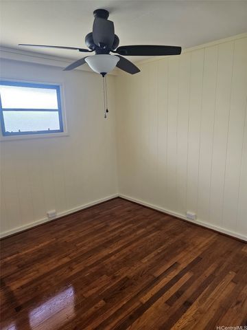 1310 Hoowali Street, Pearl City, HI 96782
