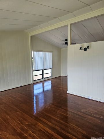 1310 Hoowali Street, Pearl City, HI 96782
