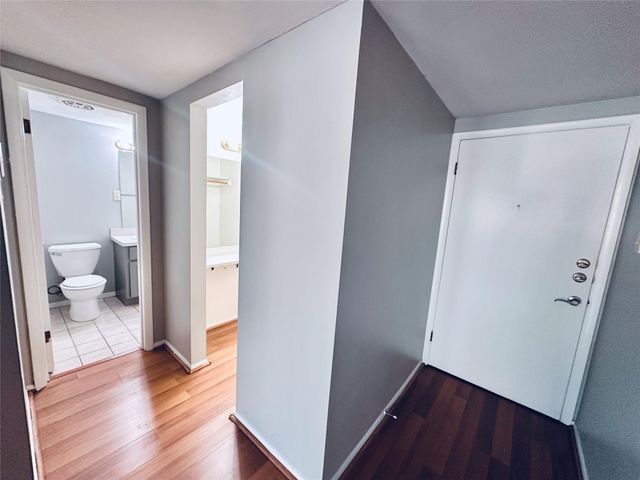 601 W 11th ST 127, Austin, TX 78701