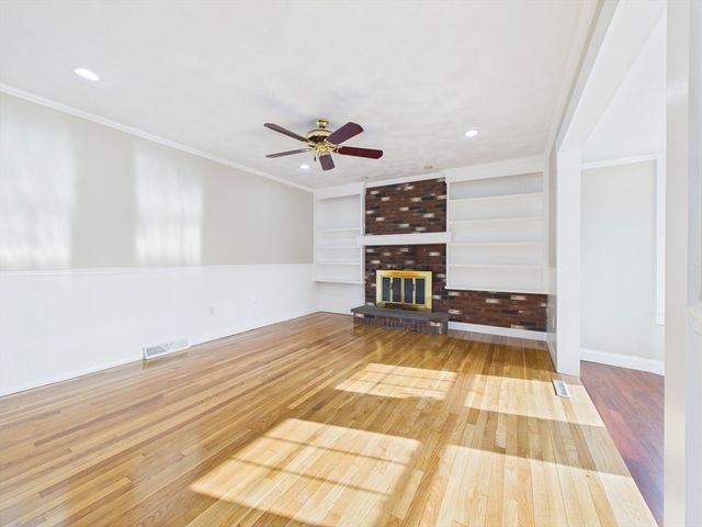 786 Wildwood Rd, New Bedford, MA 02745