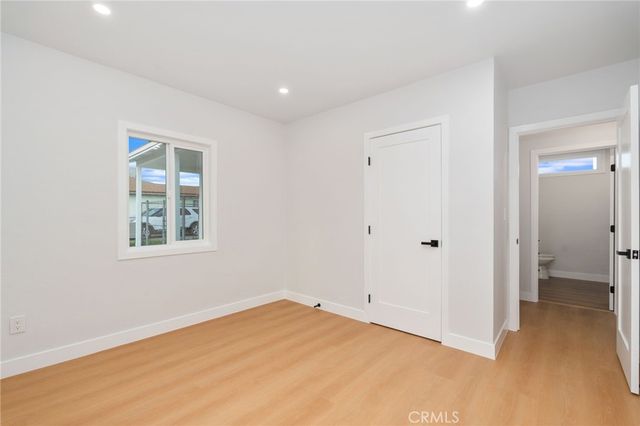 9153 Beech Ave, Fontana, CA 92335