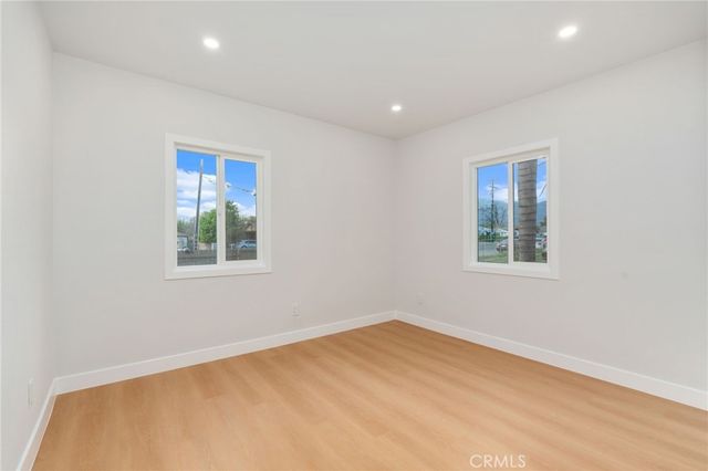 9153 Beech Ave, Fontana, CA 92335