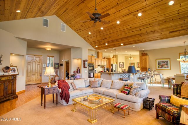 3990 SUGAR PINE Loop, Show Low, AZ 85901