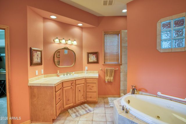 3990 SUGAR PINE Loop, Show Low, AZ 85901