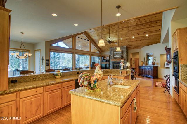 3990 SUGAR PINE Loop, Show Low, AZ 85901