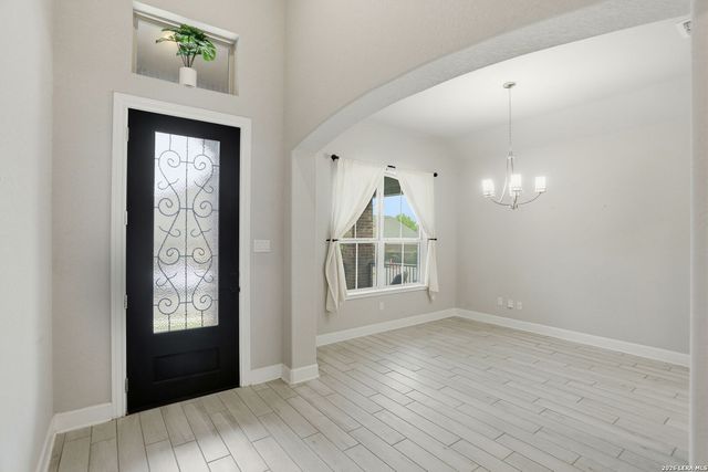 8514 Glass Gem Dr, San Antonio, TX 78249