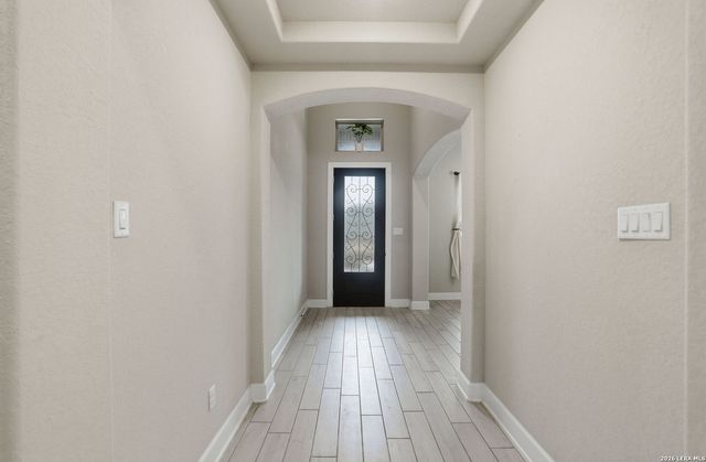 8514 Glass Gem Dr, San Antonio, TX 78249