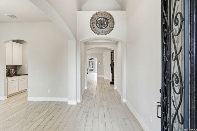 8514 Glass Gem Dr, San Antonio, TX 78249