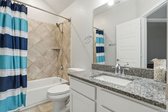 8514 Glass Gem Dr, San Antonio, TX 78249