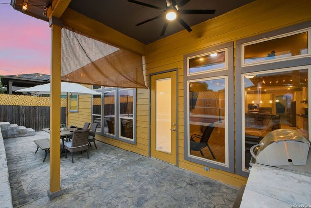 8514 Glass Gem Dr, San Antonio, TX 78249