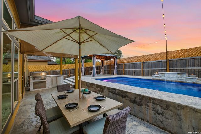 8514 Glass Gem Dr, San Antonio, TX 78249