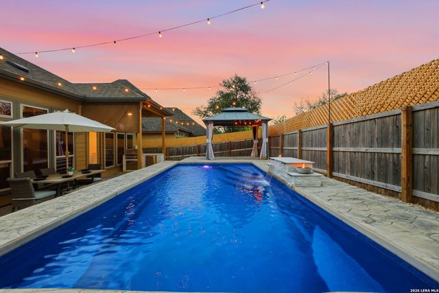 8514 Glass Gem Dr, San Antonio, TX 78249
