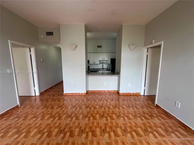 7400 W 20th Ave 312, Hialeah, FL 33016