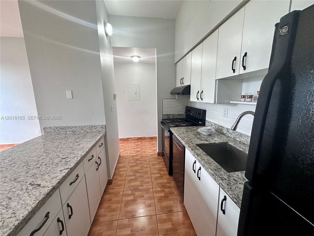 7400 W 20th Ave 312, Hialeah, FL 33016