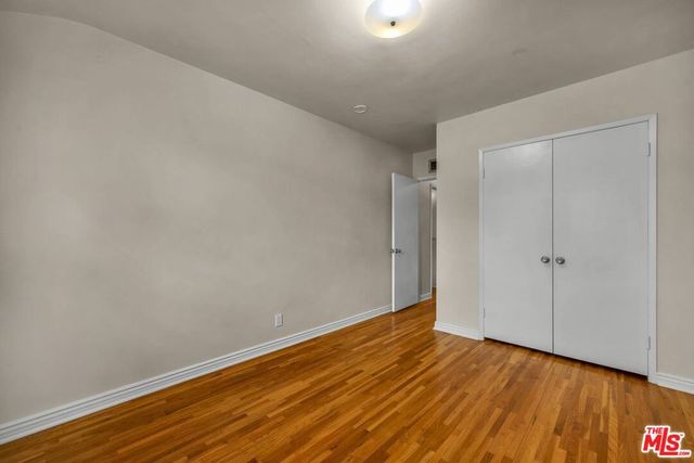 6038 Shadyglade Avenue, Valley Glen, CA 91606