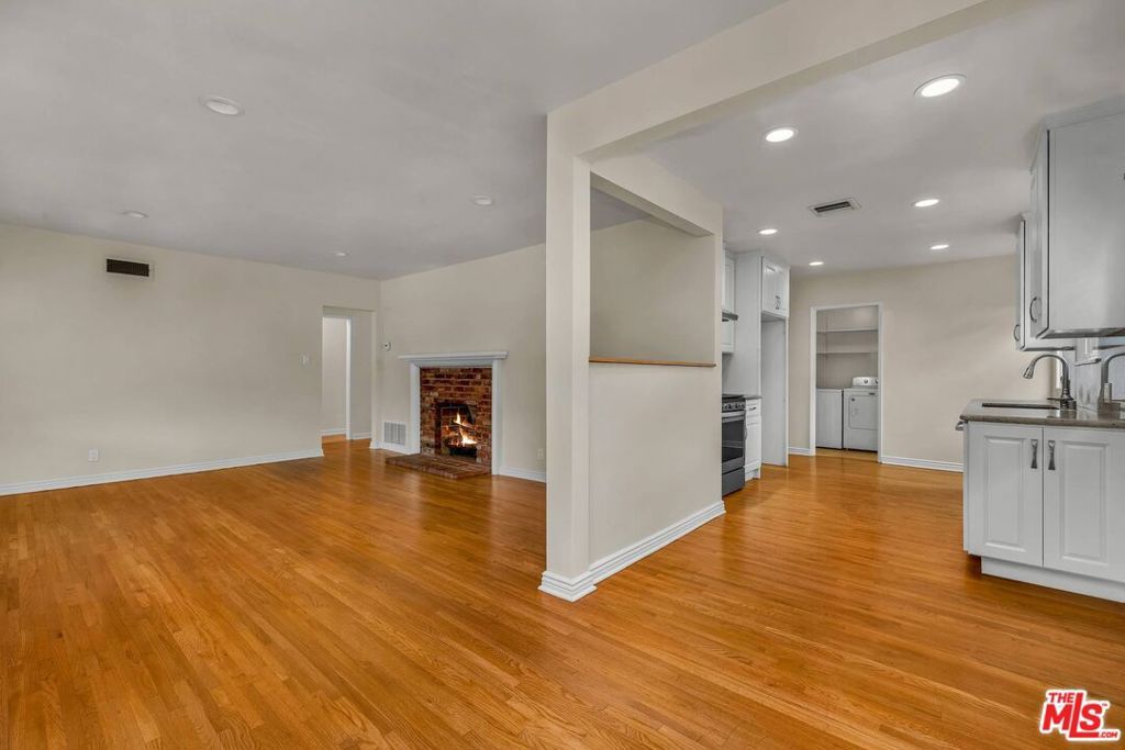 6038 Shadyglade Avenue, Valley Glen, CA 91606 — photo 4