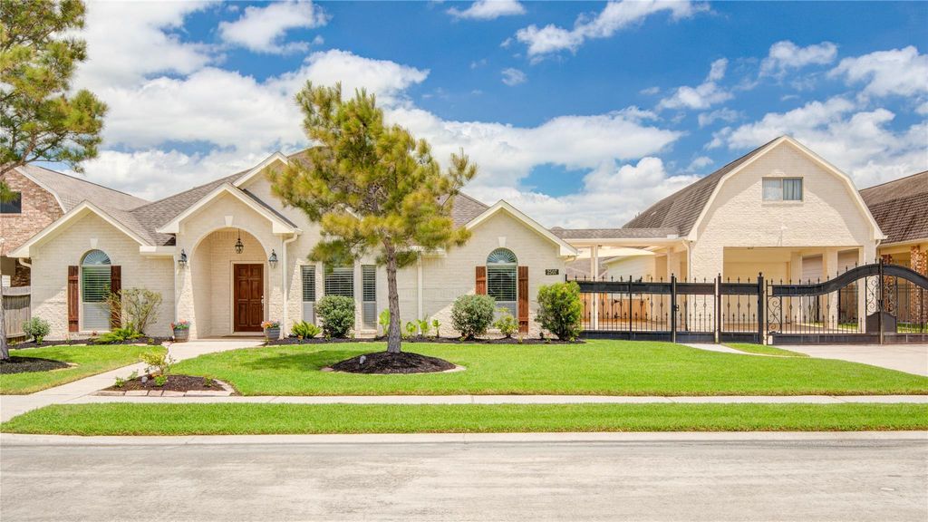 2507 Florence Drive, League City, TX 77573
