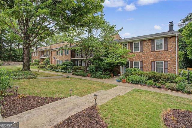 2913 Lavista Way, Decatur, GA 30033