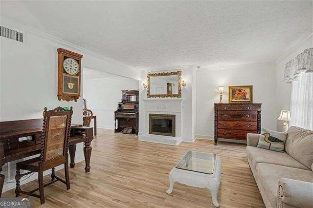 2913 Lavista Way, Decatur, GA 30033