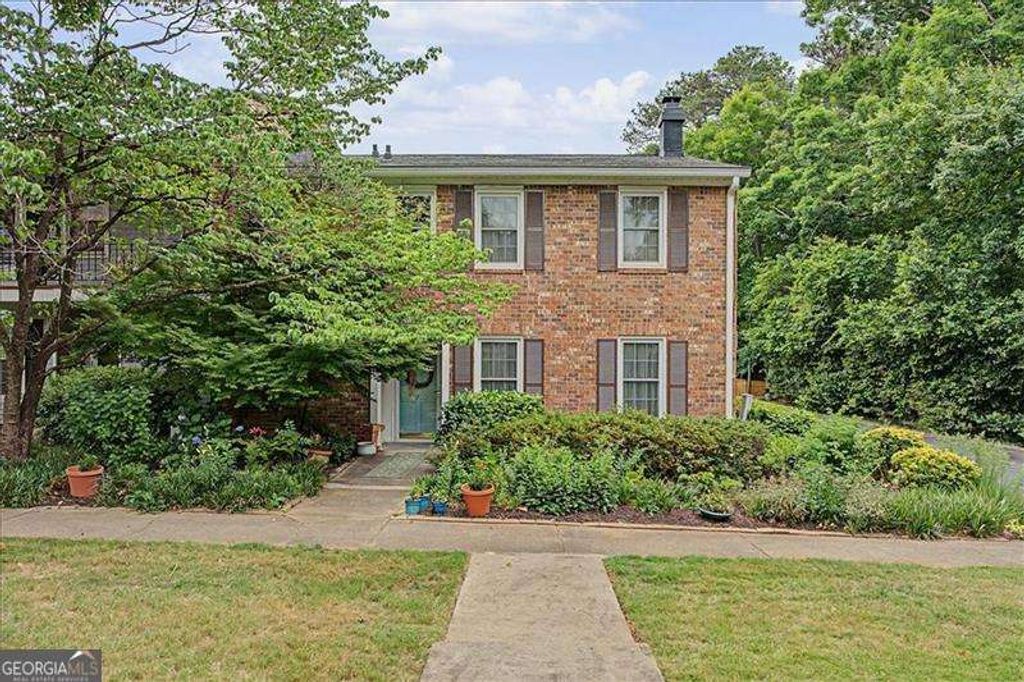 2913 Lavista Way, Decatur, GA 30033