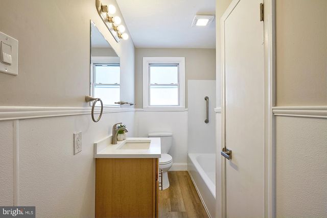 1171 W COUNTY LINE RD, Hatboro, PA 19040