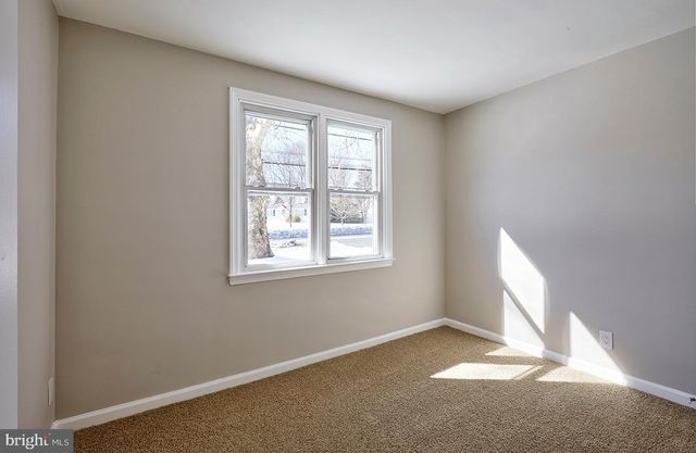 1171 W COUNTY LINE RD, Hatboro, PA 19040