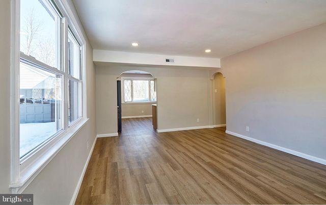 1171 W COUNTY LINE RD, Hatboro, PA 19040