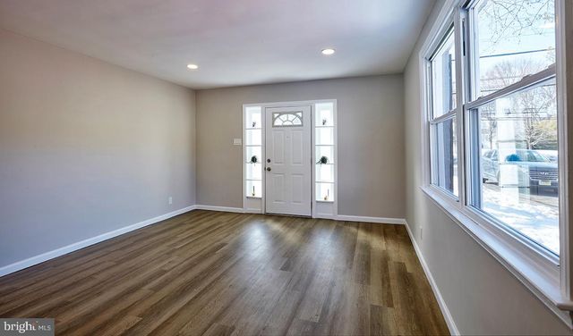 1171 W COUNTY LINE RD, Hatboro, PA 19040