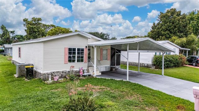 149 JANA CIRCLE, Auburndale, FL 33823