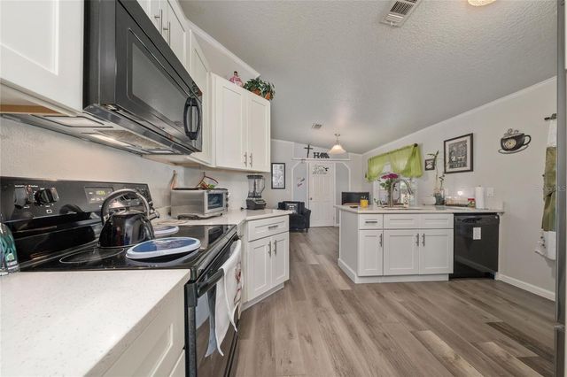 149 JANA CIRCLE, Auburndale, FL 33823