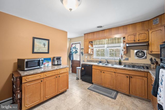 322 BEVERLY PL, Wilmington, DE 19809