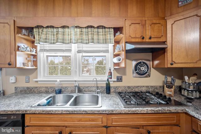 322 BEVERLY PL, Wilmington, DE 19809